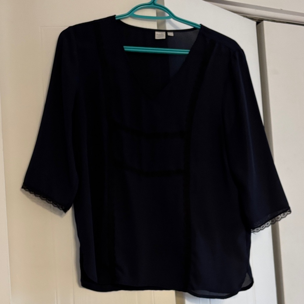 twik Dark Navy V‑Neck Blouse with Lace Trim Sleeves